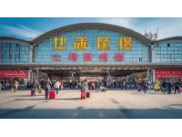 青島最大的集市——南村大集，展示本地人的生活場景