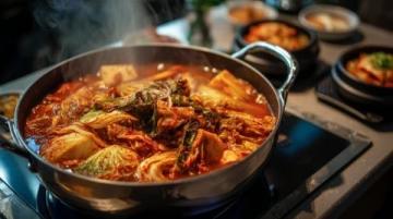 一鍋香濃大盤雞,美味不容錯過的佳肴!