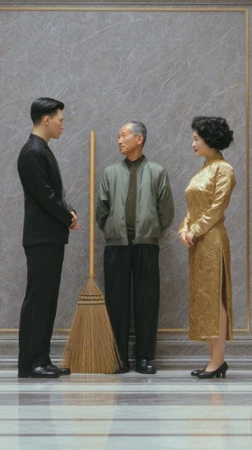 江西上饒：甘肅研究生宴請退休恩師引發熱議