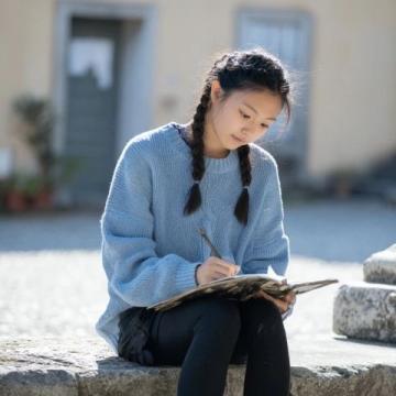 中考英語是許多學生關注的焦點,掌握核心知識點和應試技巧對提高成績至關重要