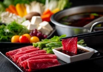強(qiáng)大的四川火鍋,在英國(guó)吃的最爽的一次!15.9英鎊全程自助不限量
