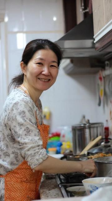 59歲外婆回國后愛上日本水煮菜,健康體重雙豐收