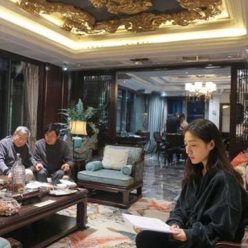 真愛無阻:玫瑰姐姐與朋友探訪劉總的全新研發工作室