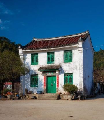 在徽州區(qū)黃山腳下，我們選擇了寨上村的一個農(nóng)家樂來度過美好的一晚。