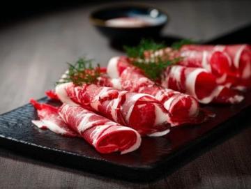 河北趙縣特色美食：趙州咸驢肉的魅力與全驢宴體驗
