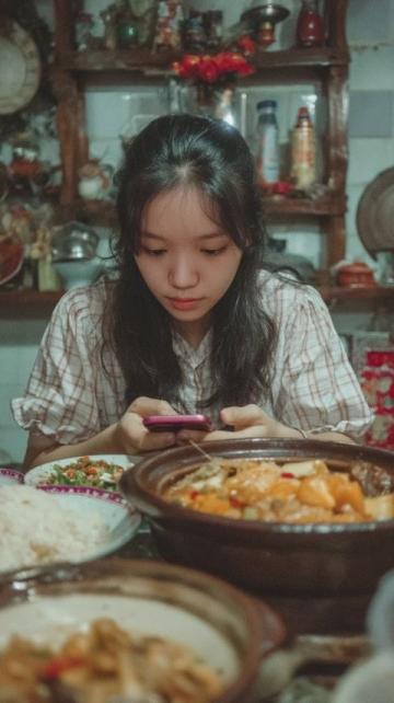 韓國游客大飽口福后深刻反思:美食盛宴中的節制之道