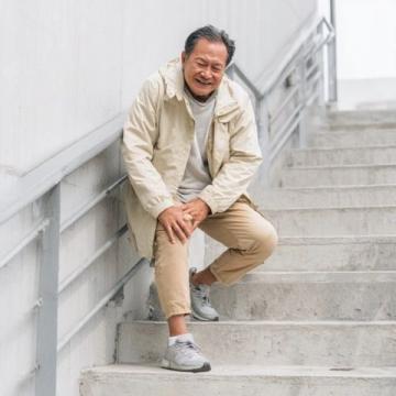 單腿站立20秒：簡單測試揭示中風風險與大腦健康關聯(lián)