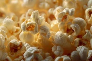 模仿網紅用易拉罐自制爆米花致死，責任該由誰承擔？