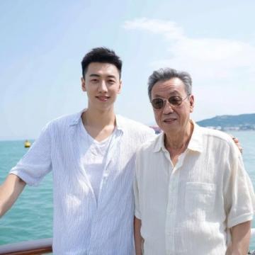 攜老帶幼,一家團圓,三亞夏日溫馨之旅