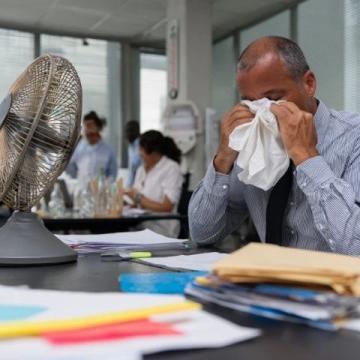 高溫來襲：防暑降溫小貼士，守護健康每一天