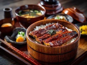 探訪日本鰻魚之神金本兼次郎：極致料理藝術與美味傳奇