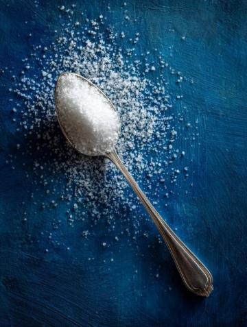 鹽是我們日常生活中不可或缺的調味品,以下是一些關于鹽的知識