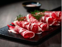 河北趙縣特色美食：趙州咸驢肉的魅力與全驢宴體驗
