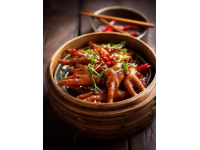 根據(jù)全網(wǎng)熱度、社交平臺(tái)討論度及美食榜單數(shù)據(jù)，以下三個(gè)四川特色菜近期熱度最高