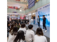 經開萬達美食街：逛街必備的人氣“小吃天堂