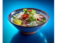 粉蒸肉是一道經(jīng)典的中式菜肴，肉質(zhì)軟糯，米粉香濃，口感豐富,以下是詳細(xì)的做法
