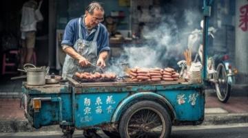 成都美食探店攻略:必去街區與名店推薦(撫琴夜市)