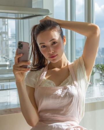 韓國(guó)網(wǎng)紅廚房驚呼：揭秘中韓家庭角色差異與文化沖擊