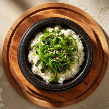 懶人福音！兩分鐘學會兩款美味燜飯，營養滿分省時省力