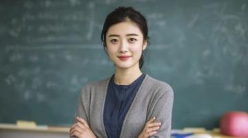 北大師資風(fēng)采:課堂上的知識傳遞者