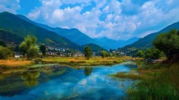 貴州遵義烏江寨游玩指南：門票、住宿、路線一網(wǎng)打盡，體驗絕美水墨畫風光