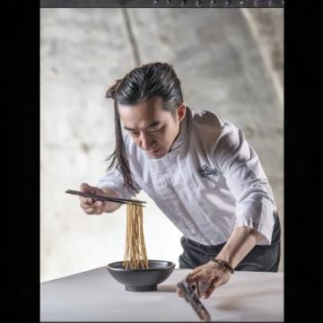 56歲烹飪大師陳杰因病去世,生前熱愛健身享譽業界多年