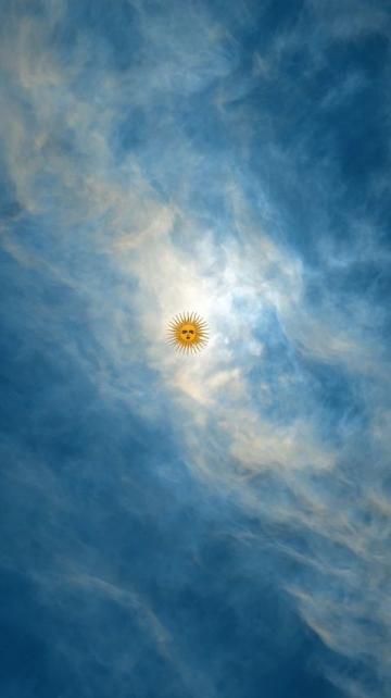 晨光初現(xiàn)：天空驚喜展現(xiàn)溫暖陽(yáng)光