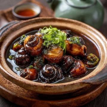 如何做出美味的皮蛋拌豆腐：簡單又營養的傳統涼菜做法