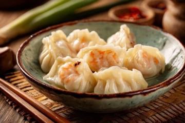 西北政法大學舌尖上的“西崔國際”:美味餛飩與炸雞飯推薦