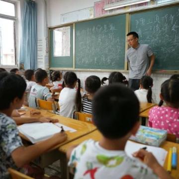 遼寧省高中軍訓新增急救必修課，筑牢校園安全防線