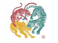 清朝姚墅鄉民在山上突遇老虎，虎一個劍步撲倒了他，利爪抓傷臉頰血流不止