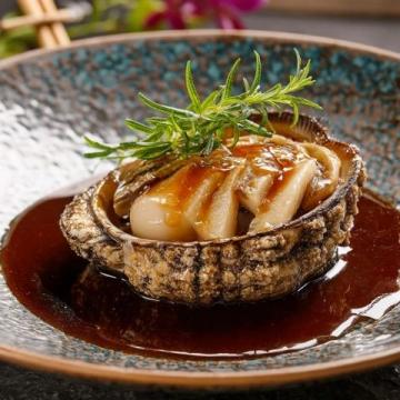 杭州除了西湖，還有另一道美食！桂花糖藕口感軟糯，甜而不膩