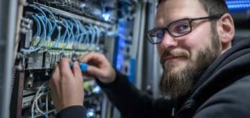 全面解析：接觸器工作原理與電工必備知識(shí)