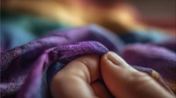 在溫柔中釋懷:編織生活的希望與堅韌