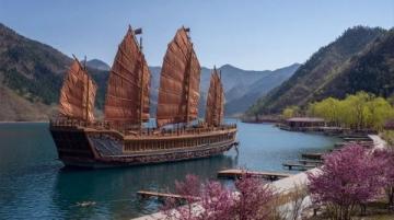 云端之藍(lán):瀘沽湖畔的旅行回憶