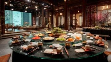 春節(jié)期間餐飲業(yè)暖心堅(jiān)守:湘菜館推出特色年夜飯撫慰人心