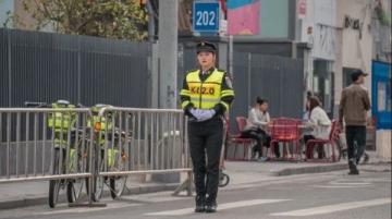 最新！江西兩地發(fā)現(xiàn)外省病例活動軌跡，涉及高速服務(wù)區(qū)、餐館等多地，緊急尋人！
