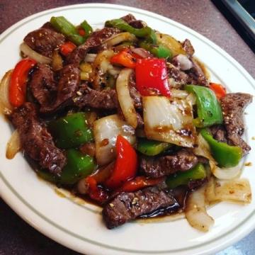 10分鐘速成!洋蔥炒肉家常快手菜,鮮香開胃又下飯