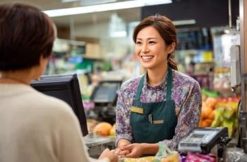 月薪過萬為何仍存不下錢？六大消費陷阱需警惕