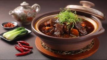 新密地道美食:卷煎與涮牛肚——探尋鄭州傳統風味之旅