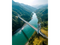 國內最適合自駕的五大美景地，每一處都美如仙境，你去過幾個？