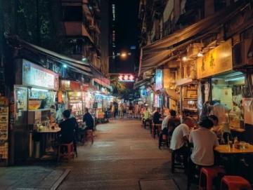 壽寧路美食夜市未有拆遷計劃，市場監(jiān)管部門正整治無證經(jīng)營商戶