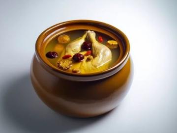 龍鳳湯:傳統美食里的滋補佳品
