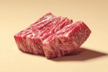 有朋友問李佳琦15分鐘賣出的10000份的牛排是不是合成肉?質量到底怎么樣?到底