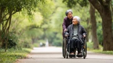 推進城市交通無障礙服務新標準:提升殘疾人出行便利性的雙重國標實施