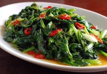 青椒炒面筋：平民英雄的美食