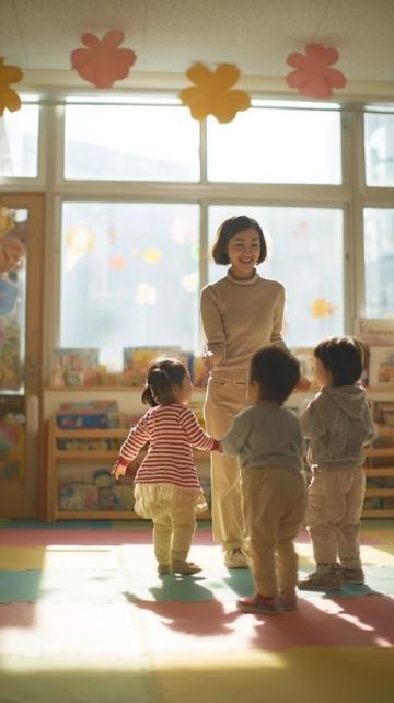 幼兒園中班安全教育教案:玩安全游戲