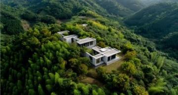 味中懿位于福州鼓樓區(qū)水調(diào)歌頭,背靠溫泉公園,三層的小別墅2棟