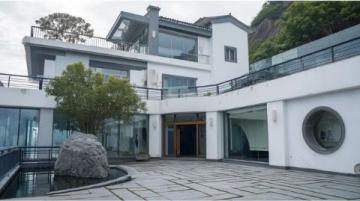 味中懿位于福州鼓樓區(qū)水調(diào)歌頭,背靠溫泉公園,三層的小別墅2棟