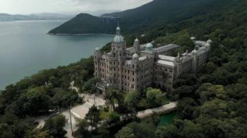 2007年,一理科生,高考成績492,當時四川二本線475,超過二本線17分